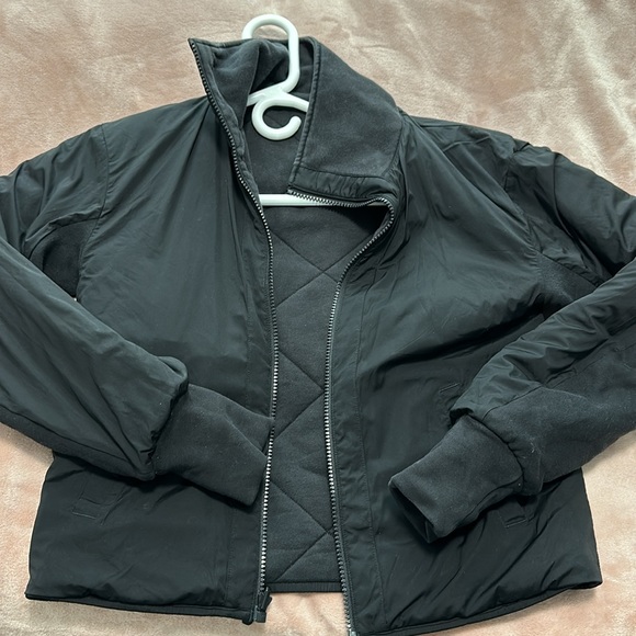 Reversible Lululemon sweater/jacket - Picture 3 of 4